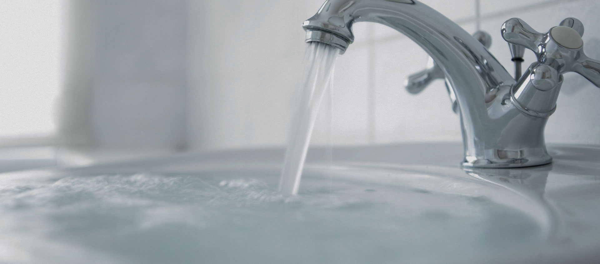 Услуги юриста при затоплении в Мге
